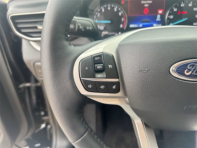 Certified 2024 Ford Explorer XLT w/ Equipment Group 202A image 32
