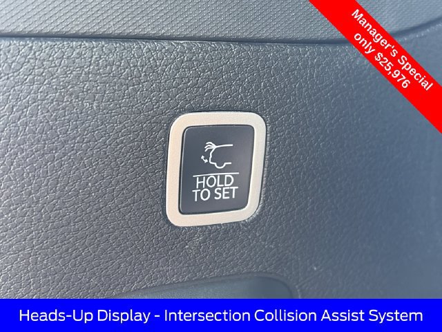 Used 2022 Jeep Wagoneer Series II w/ Convenience Group I AWD/4WD image 10