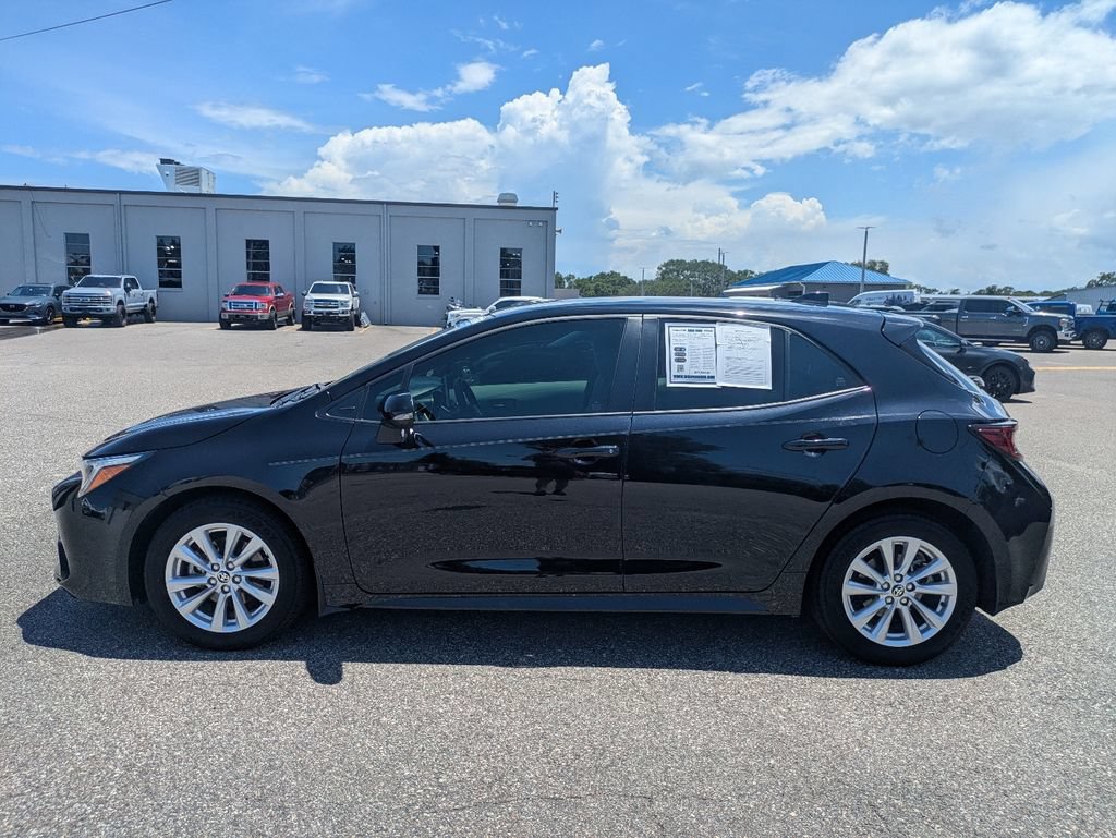 Used 2025 Toyota Corolla SE FWD image 10