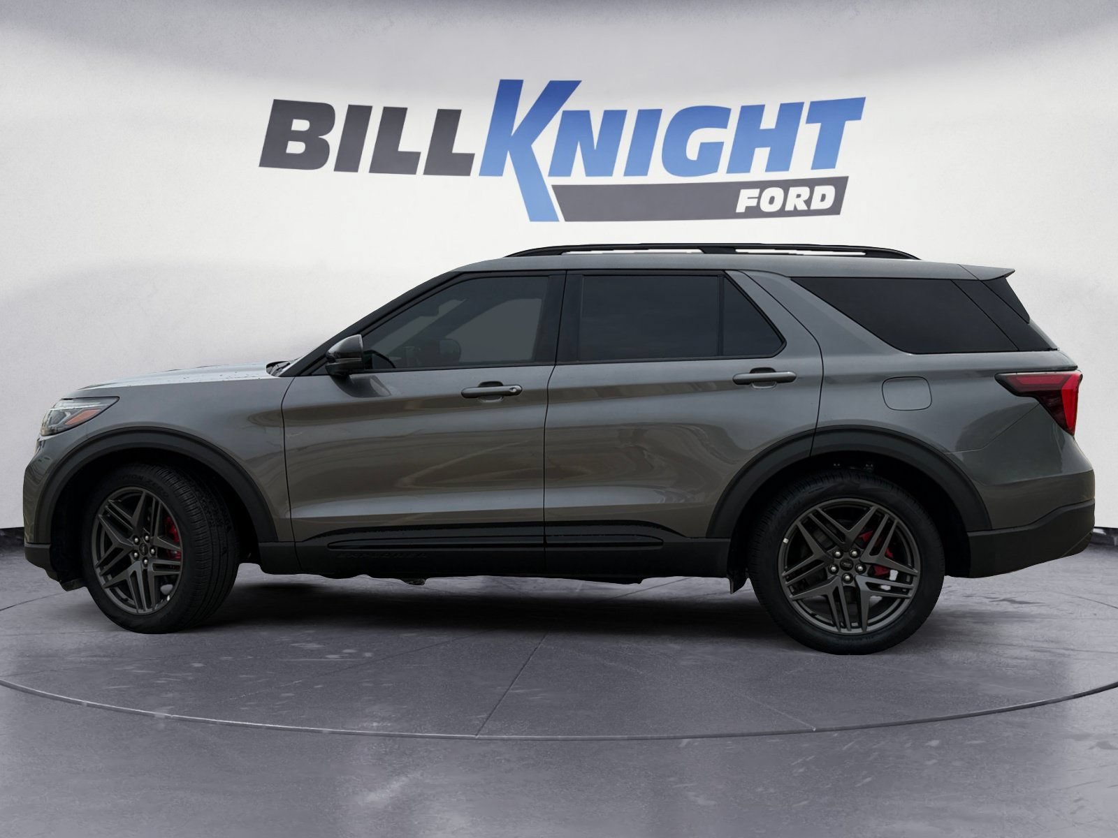 Certified 2026 Ford Explorer ST AWD/4WD image 2