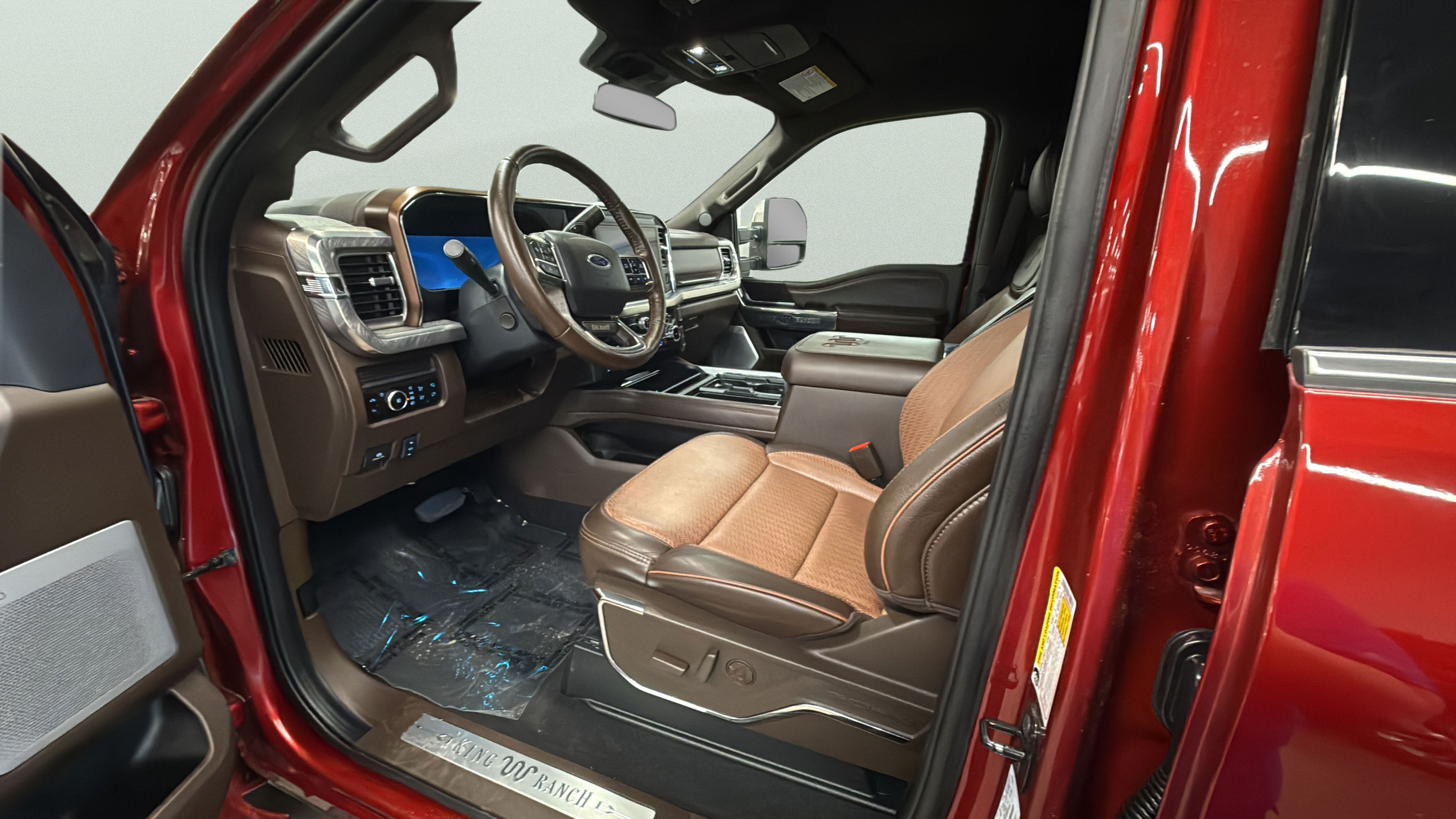 Certified 2025 Ford F350 King Ranch w/ Chrome Package AWD/4WD image 10