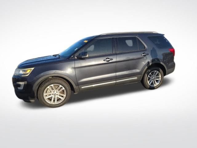 Certified 2017 Ford Explorer XLT w/ Equipment Group 202A image 6