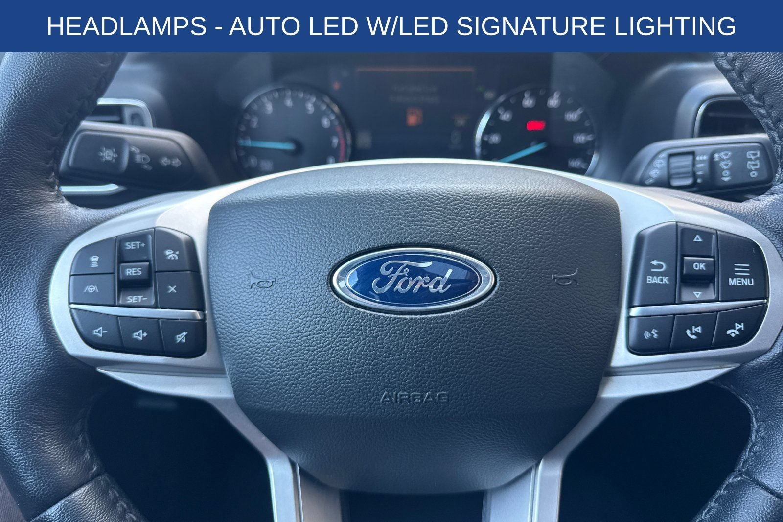 Certified 2022 Ford Explorer XLT w/ Equipment Group 202A AWD/4WD image 29