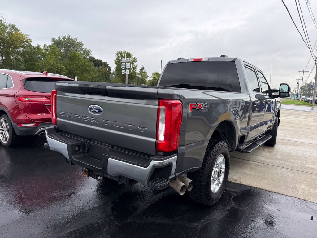 Certified 2025 Ford F250 XLT w/ FX4 Off-Road Package AWD/4WD image 9