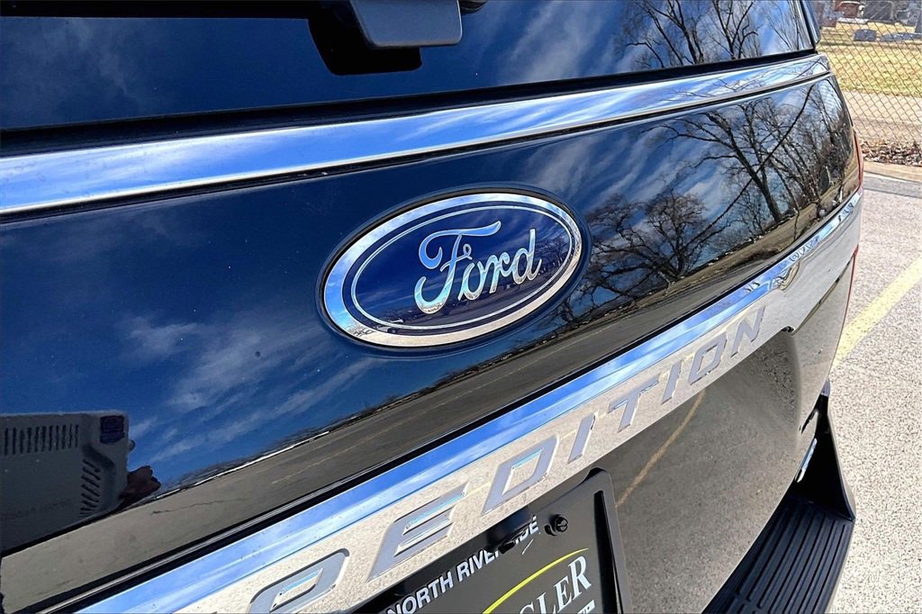 Certified 2020 Ford Expedition XLT w/ Equipment Group 202A image 31