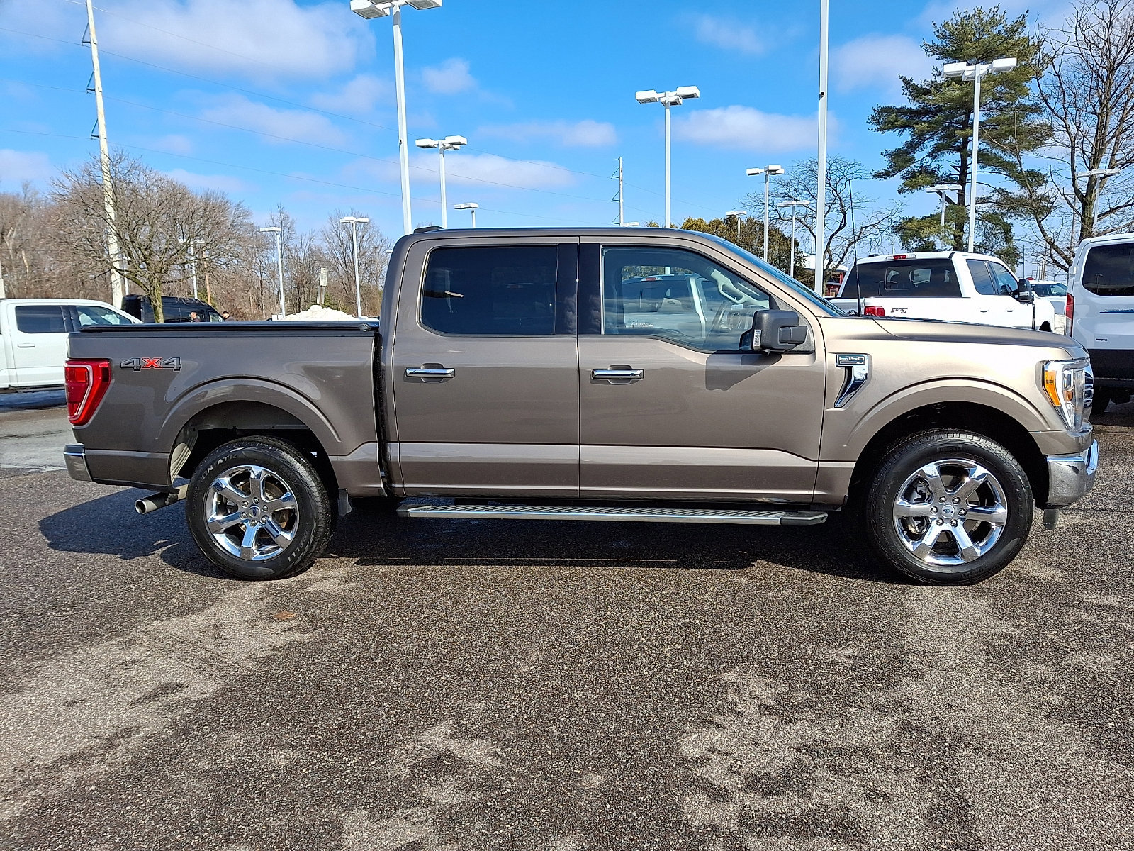 Certified 2022 Ford F150 XLT w/ Equipment Group 302A High image 9