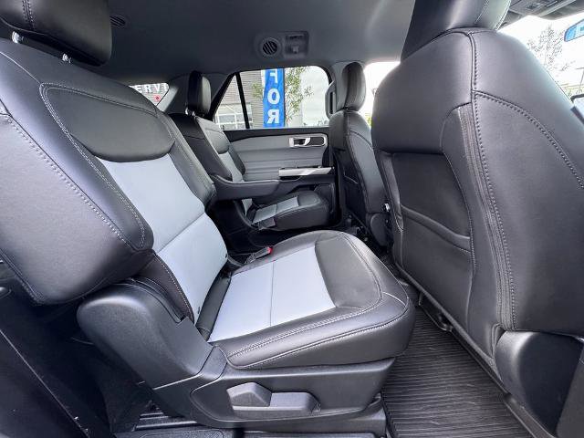 Certified 2023 Ford Explorer XLT w/ Equipment Group 202A image 30