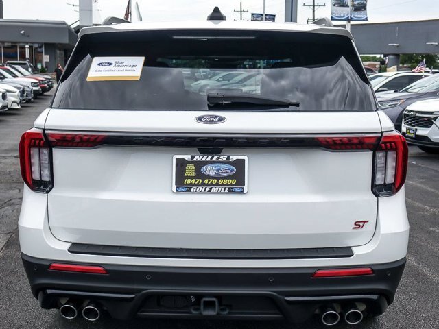 Certified 2025 Ford Explorer ST w/ Sun And Sound Package AWD/4WD image 8