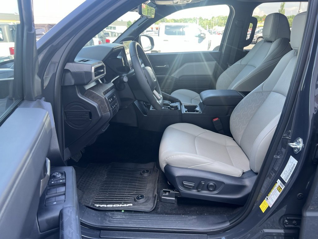Used 2024 Toyota Tacoma Limited image 11