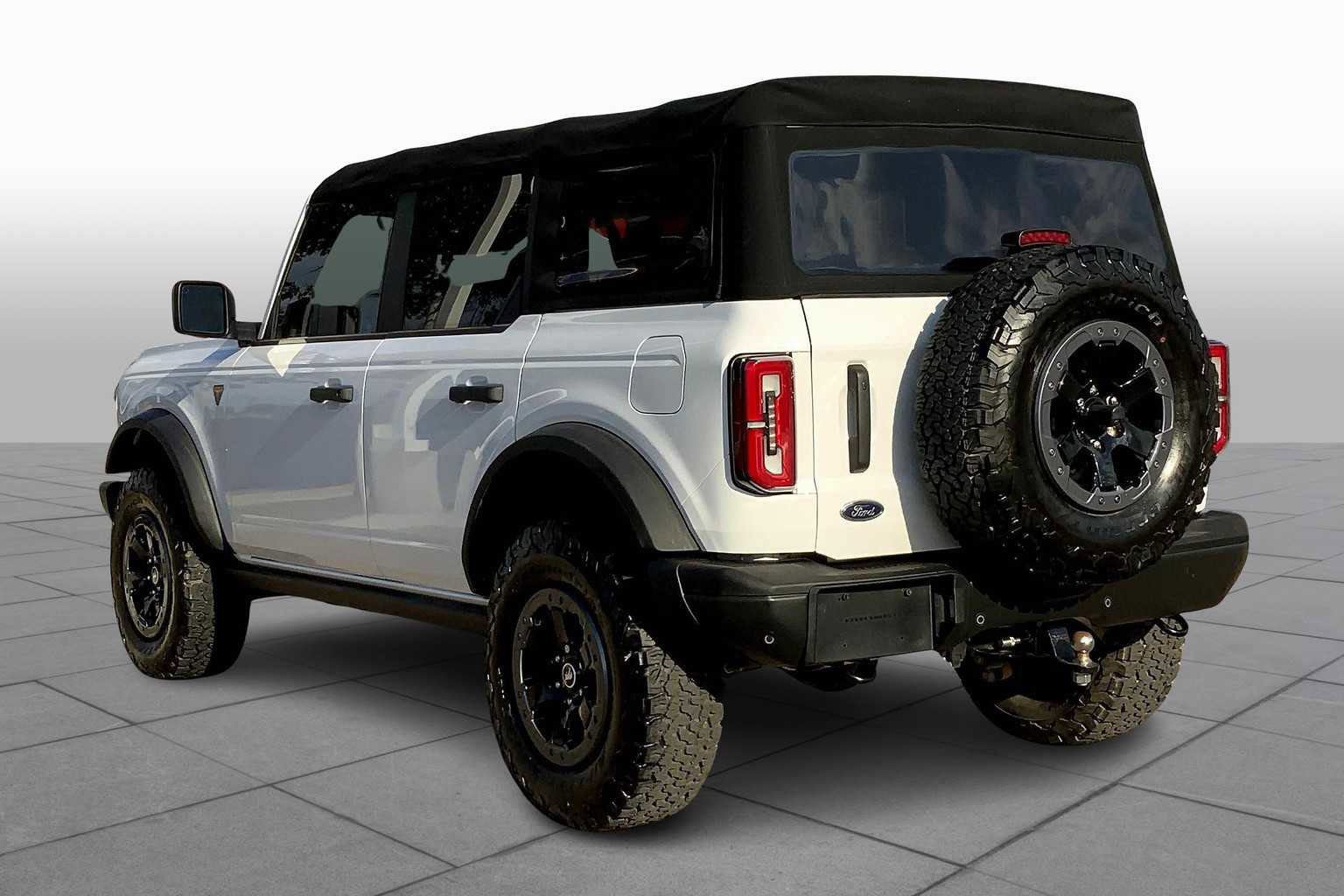 Certified 2022 Ford Bronco Badlands image 4