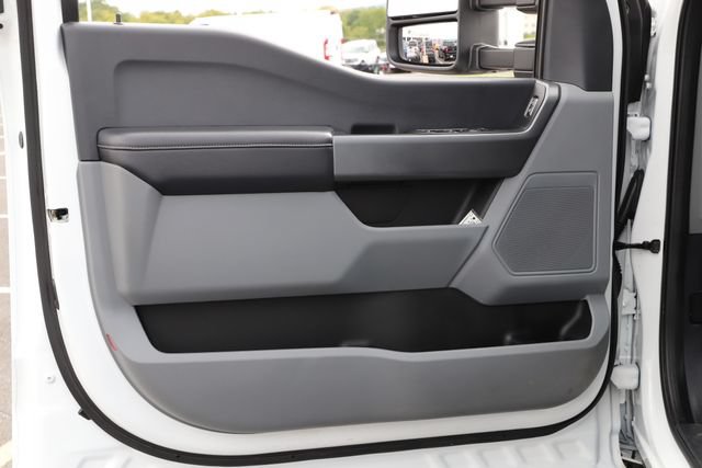 Certified 2025 Ford F350 XLT AWD/4WD image 16