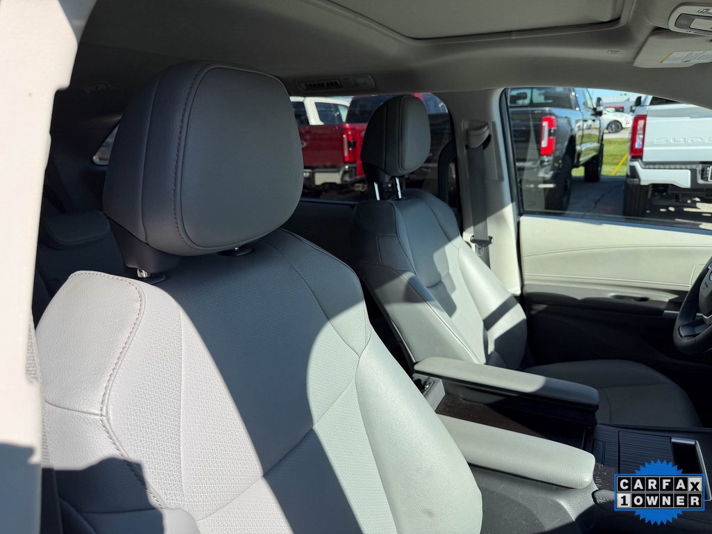 Used 2024 Toyota Sienna XLE image 22