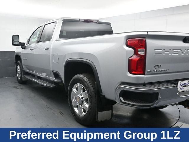 Used 2022 Chevrolet Silverado 3500 LTZ AWD/4WD image 8