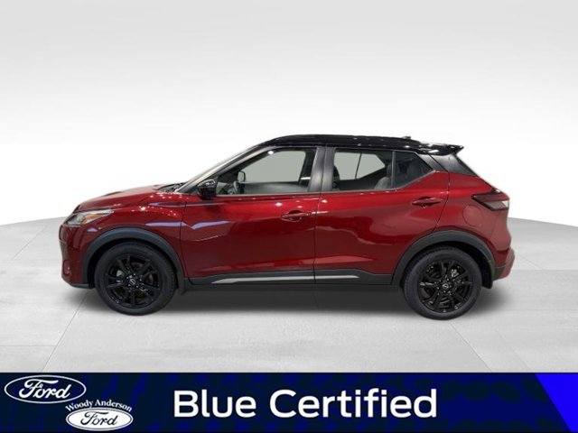 Used 2023 Nissan Kicks SR w/ SR Premium Package FWD image 3