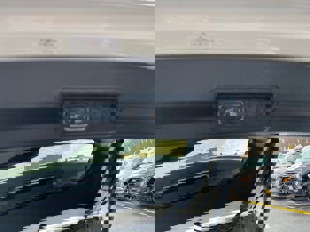 Certified 2022 Ford Explorer XLT w/ Equipment Group 202A image 34