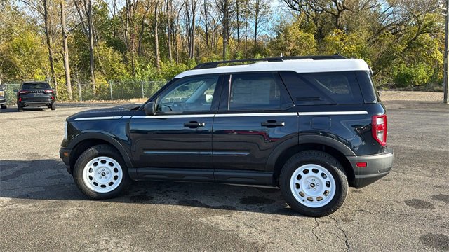 Certified 2023 Ford Bronco Sport Heritage w/ Heritage Convenience Package image 2