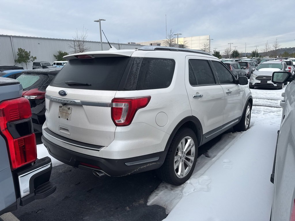 Certified 2018 Ford Explorer Limited image 3