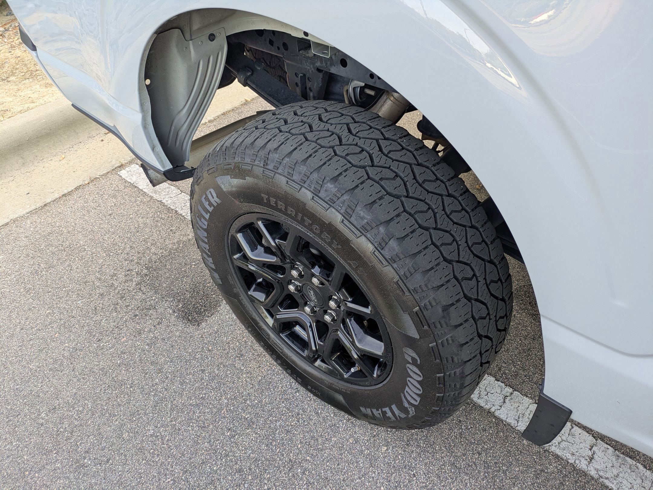 Certified 2024 Ford F150 XLT w/ Equipment Group 302A MID AWD/4WD image 41