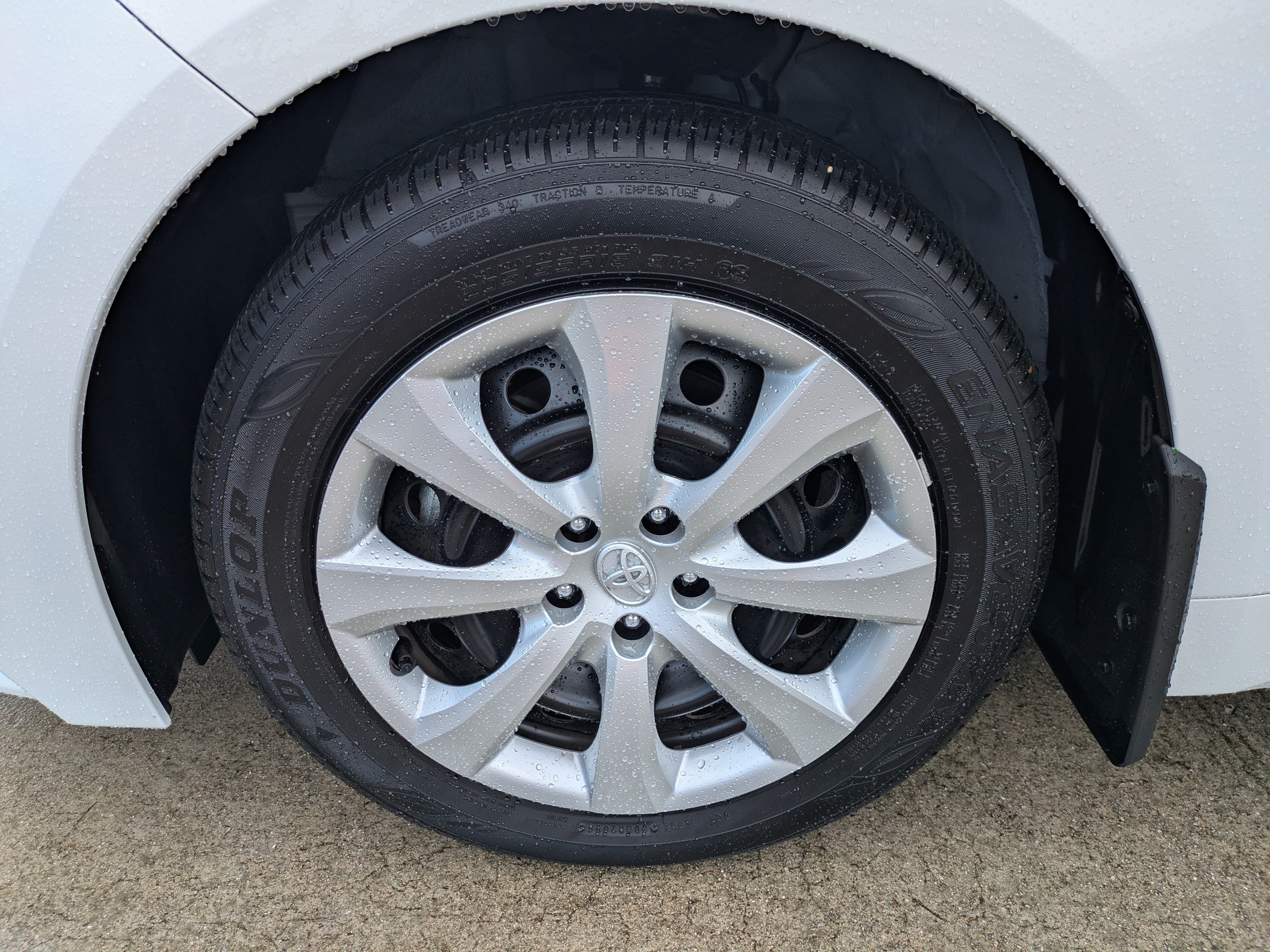Used 2026 Toyota Corolla LE FWD image 11