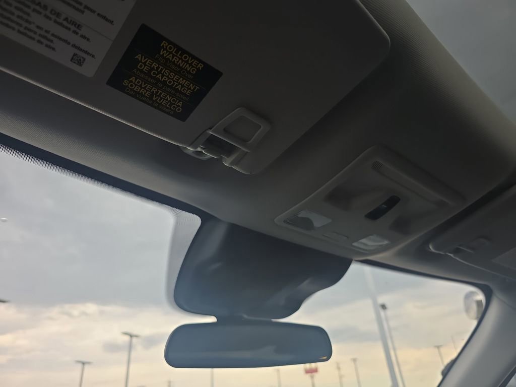 Certified 2025 Ford Maverick Lobo AWD/4WD image 37