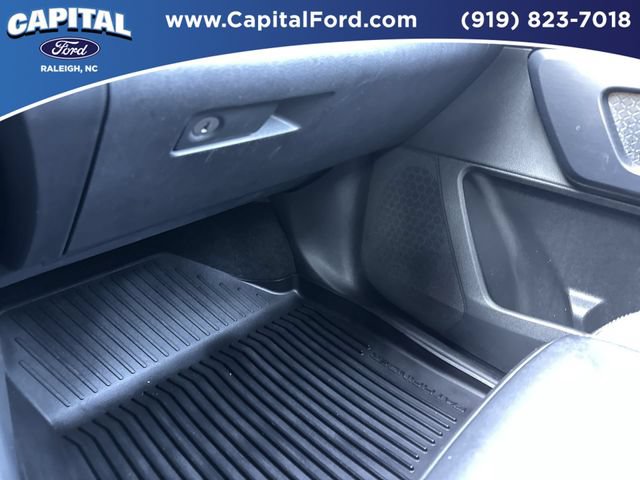 Used 2022 Nissan Pathfinder SL FWD image 27