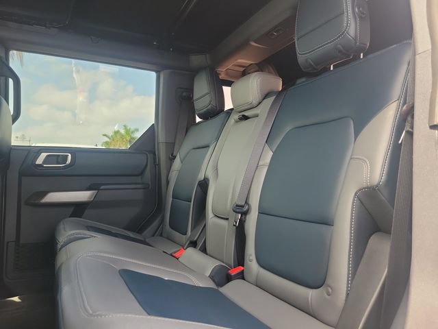 Certified 2023 Ford Bronco Outer Banks w/ Sasquatch Package AWD/4WD image 12
