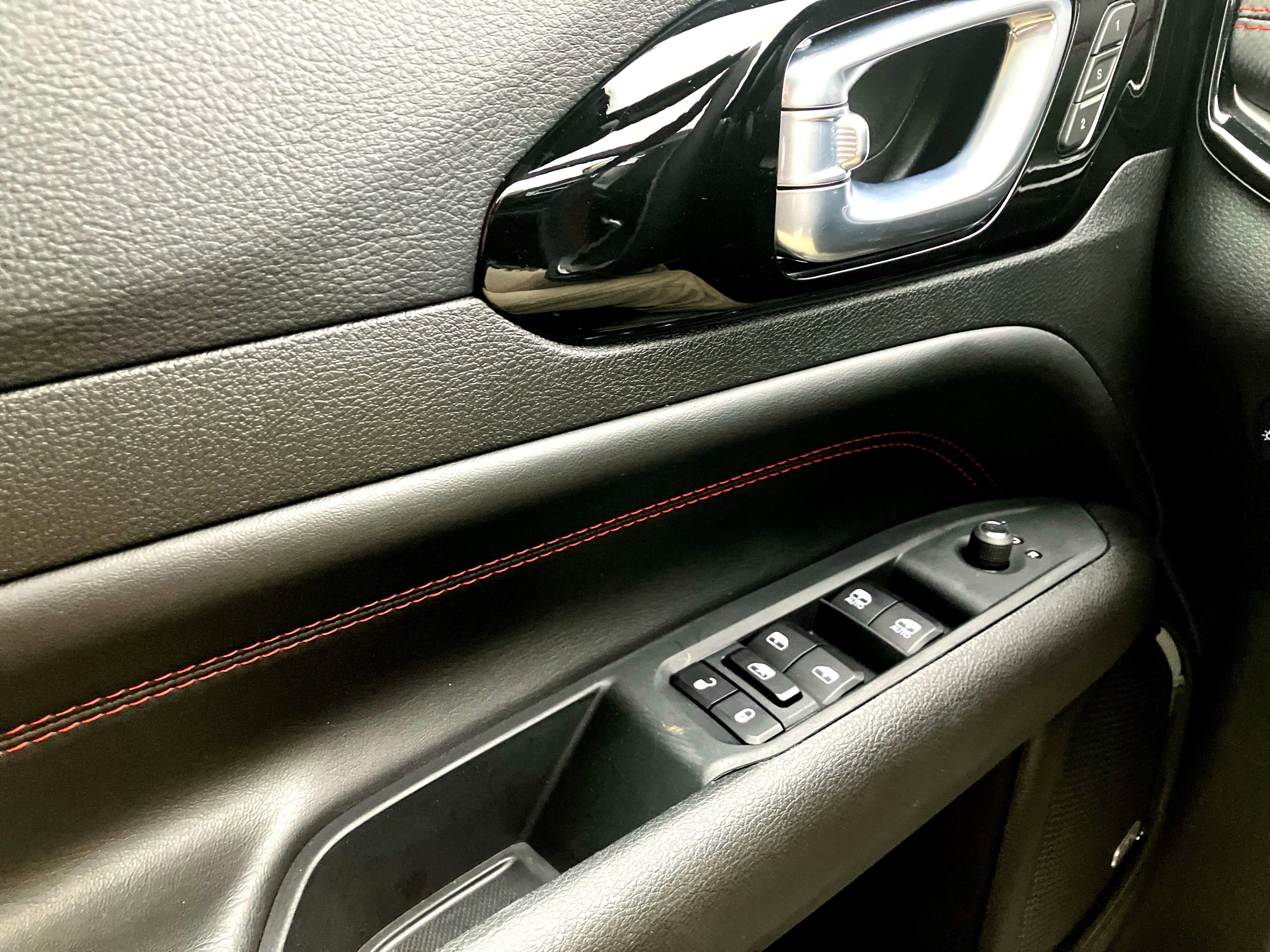 Used 2024 Jeep Compass Trailhawk w/ Trailhawk Elite Group image 26