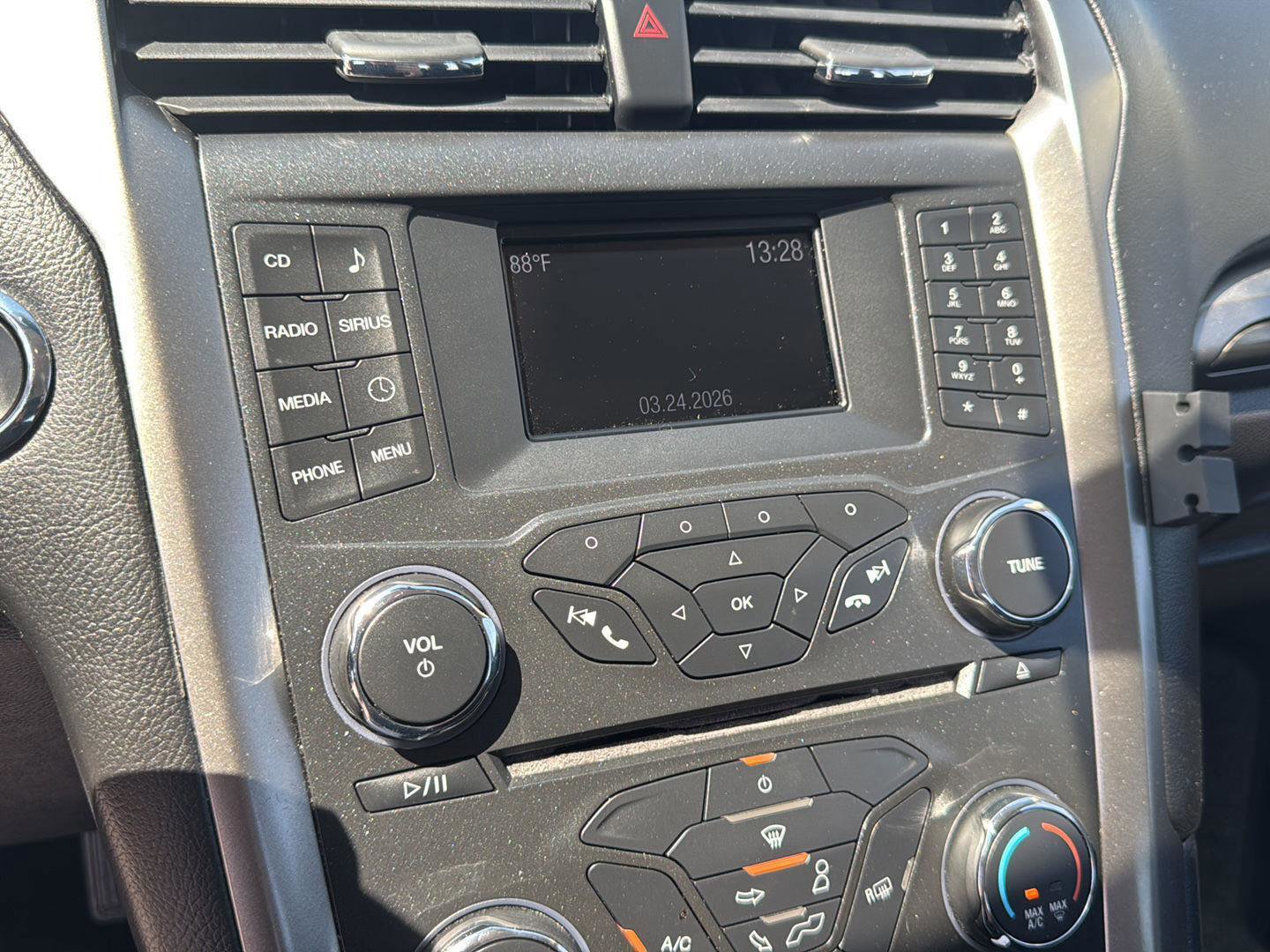 Certified 2018 Ford Fusion SE image 22