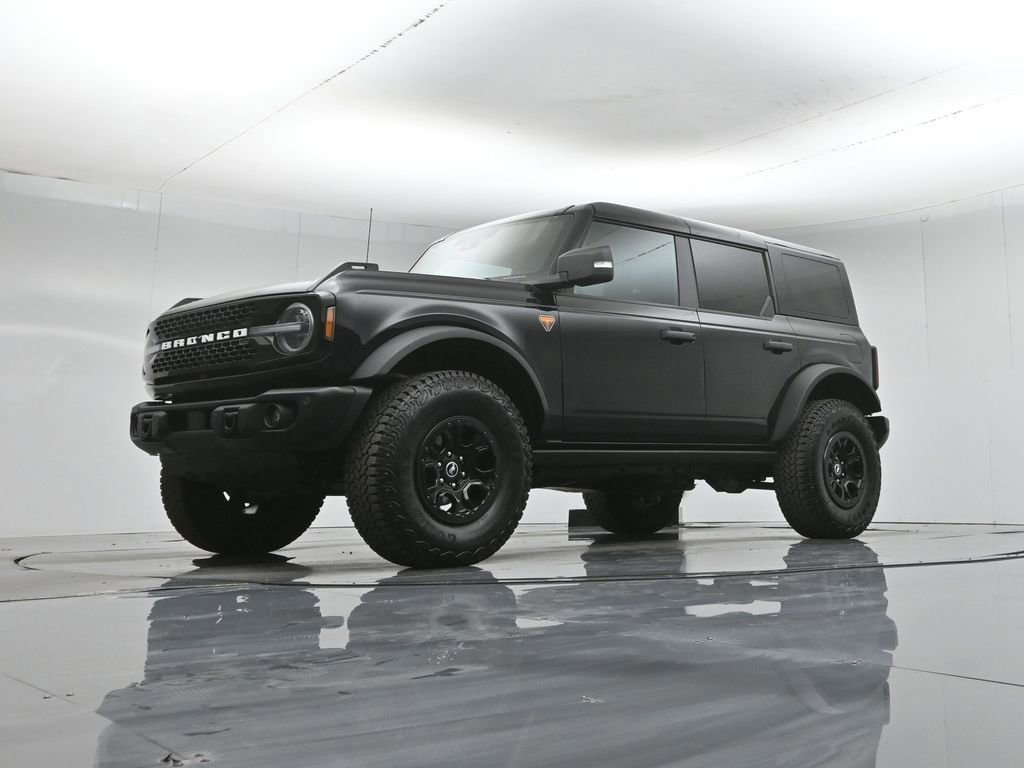 Certified 2025 Ford Bronco Badlands AWD/4WD image 27