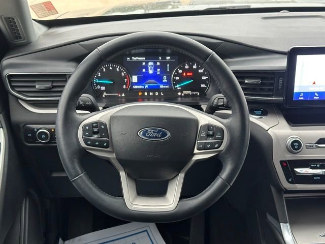 Certified 2023 Ford Explorer XLT w/ Equipment Group 202A AWD/4WD image 18