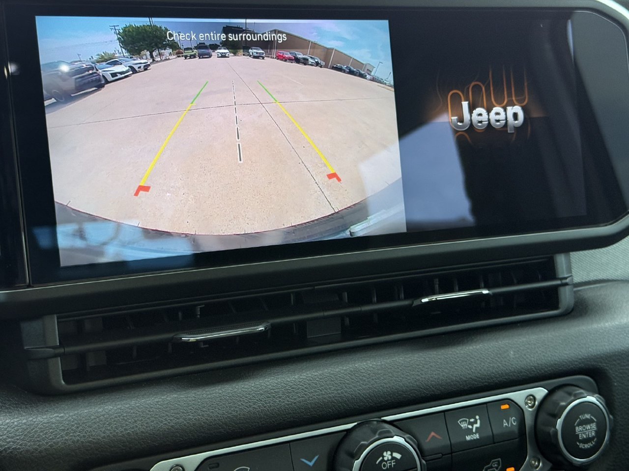 Used 2026 Jeep Wrangler Sport AWD/4WD image 19