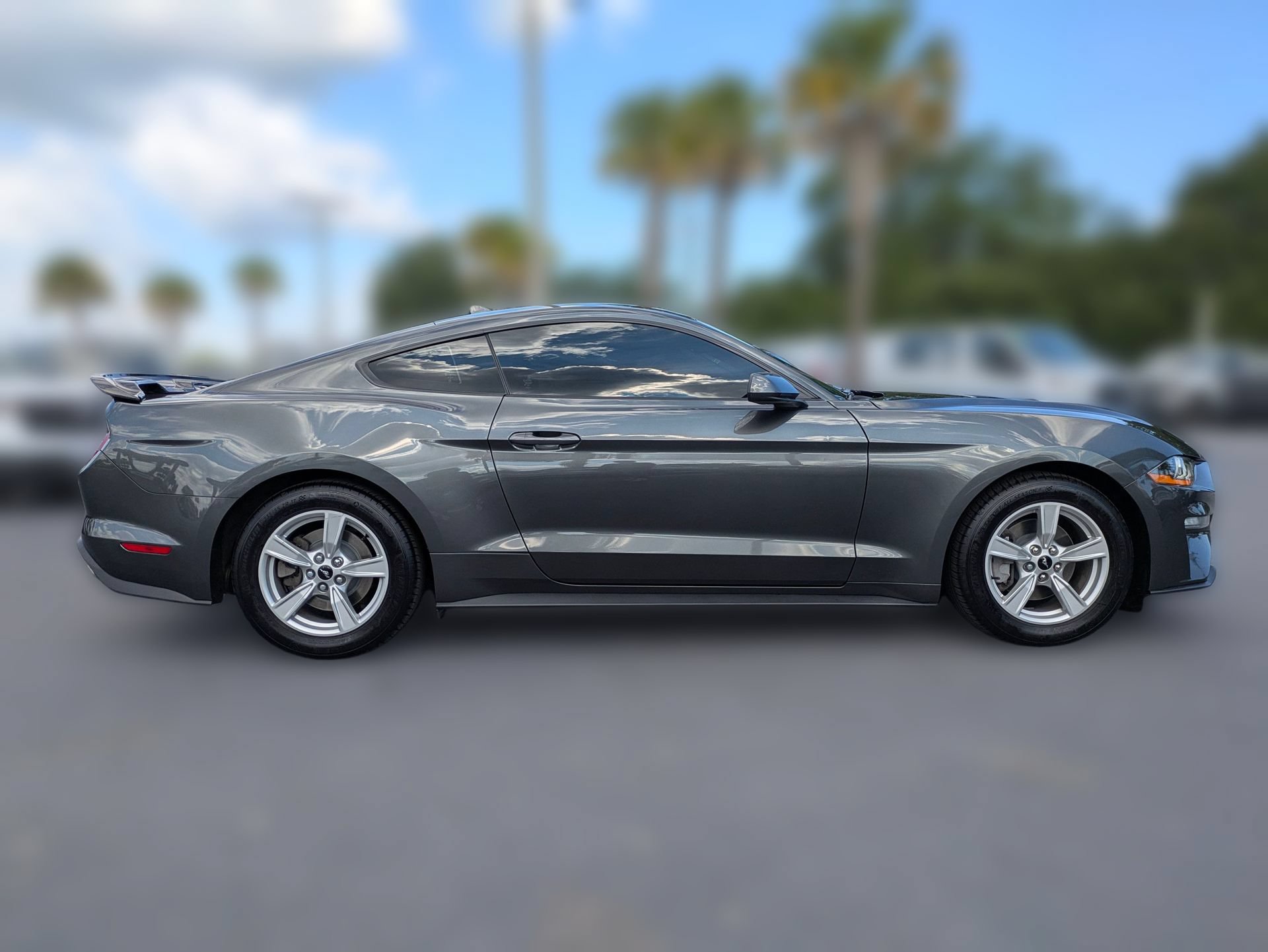Certified 2020 Ford Mustang Coupe RWD image 4