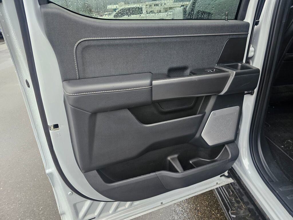 Certified 2025 Ford F150 Lariat w/ Equipment Group 502A High image 11