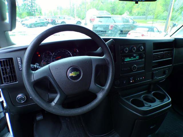 Used 2022 Chevrolet Express 2500 RWD image 20