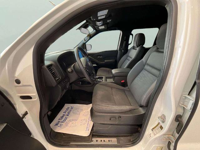 Used 2023 Nissan Frontier SV w/ Midnight Edition Package AWD/4WD image 13