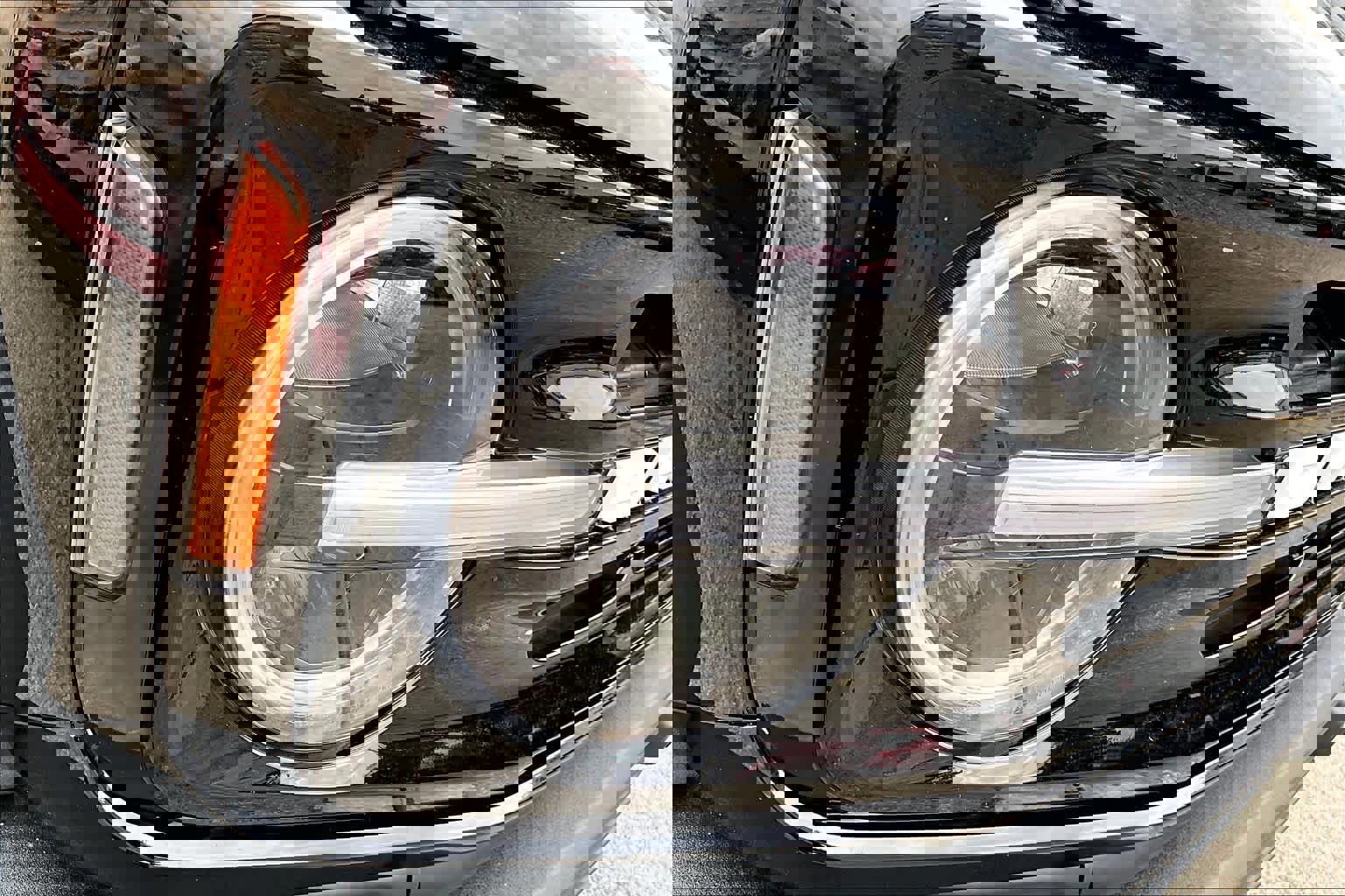 Certified 2025 Ford Bronco Outer Banks w/ Sasquatch Package image 28