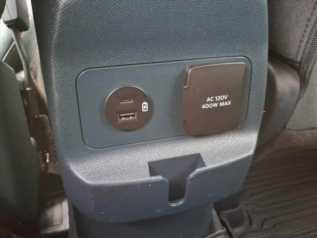 Certified 2022 Ford Maverick XLT w/ Equipment Group 300A Standard AWD/4WD image 14