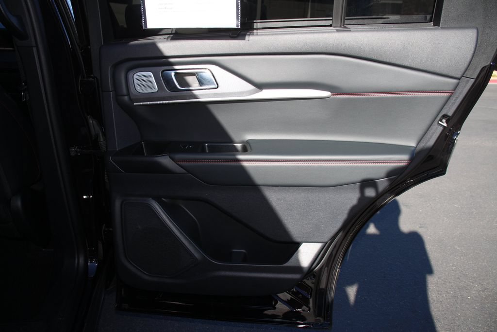 Certified 2025 Ford Explorer ST AWD/4WD image 27