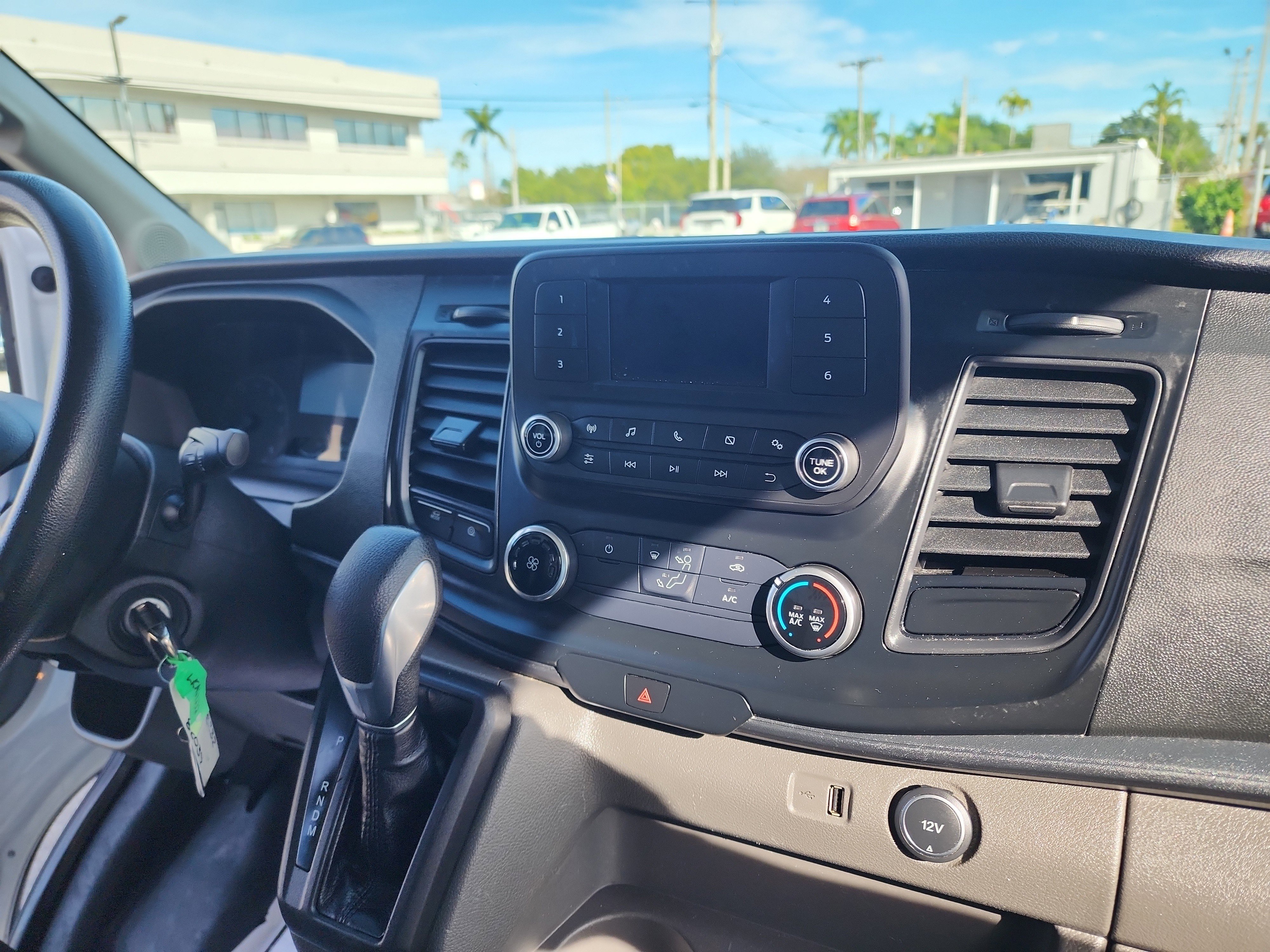 Certified 2020 Ford Transit 250 Medium Roof image 20