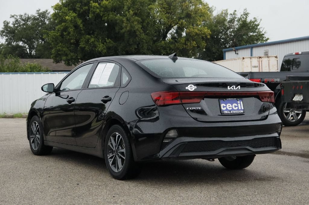 Used 2024 Kia Forte LXS FWD image 31