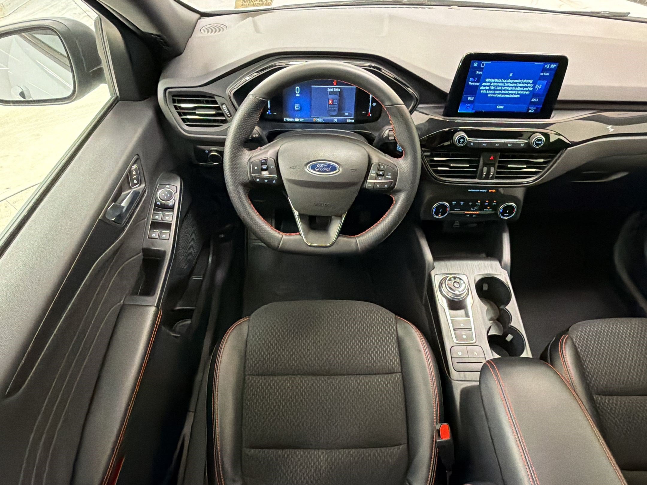 Certified 2025 Ford Escape ST-Line AWD/4WD image 30