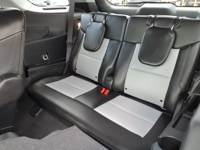 Certified 2024 Ford Explorer XLT w/ Equipment Group 202A AWD/4WD image 9
