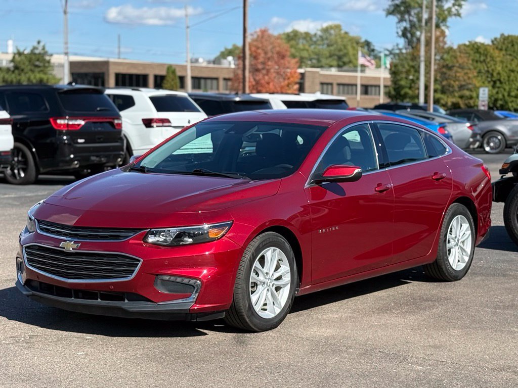 Used 2018 Chevrolet Malibu LT w/ Driver Confidence Package FWD image 35