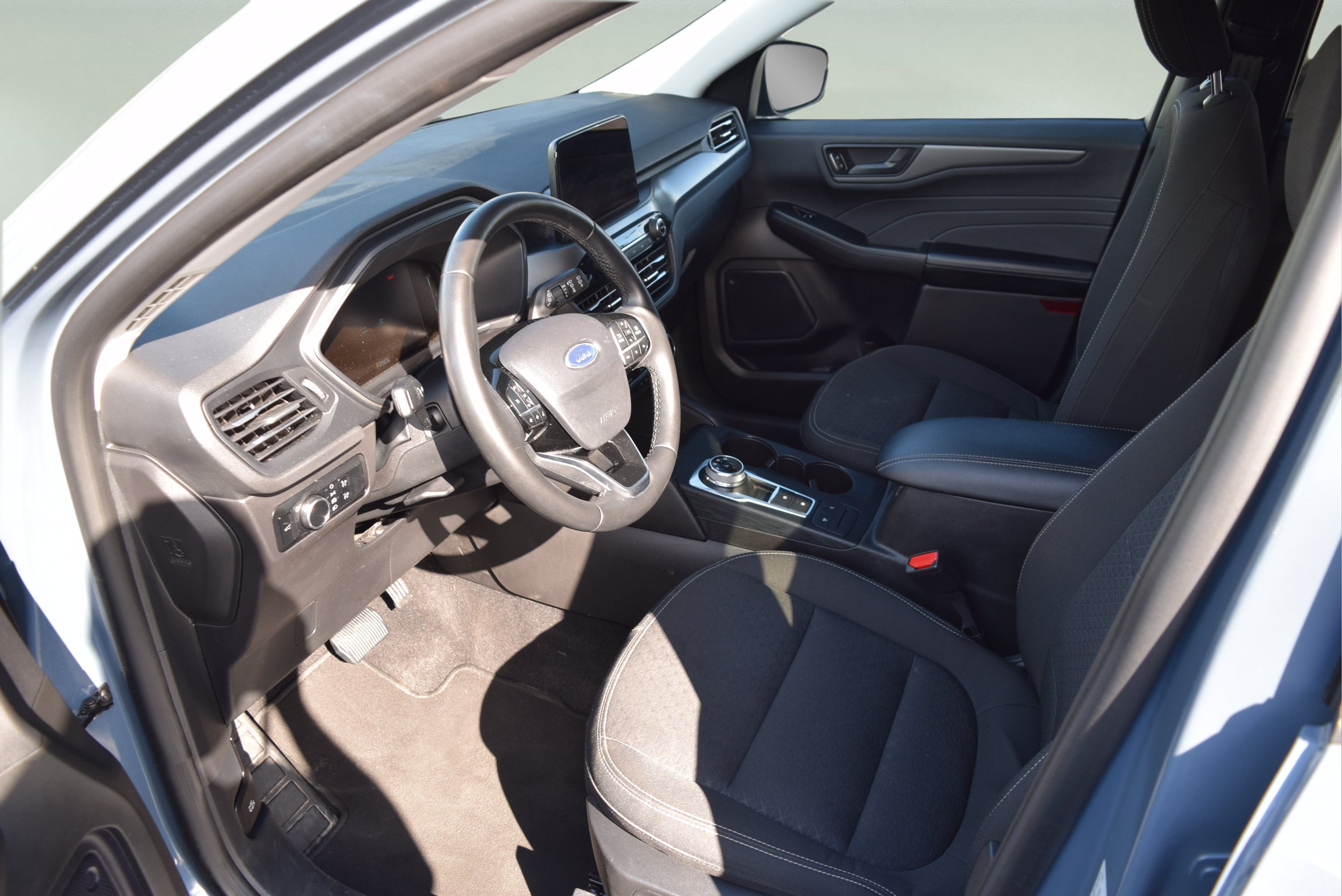 Certified 2024 Ford Escape Active AWD/4WD image 9