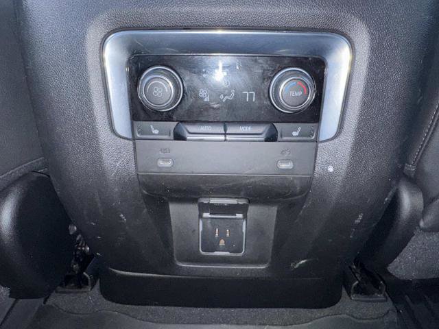 Used 2021 Chevrolet Suburban High Country image 13