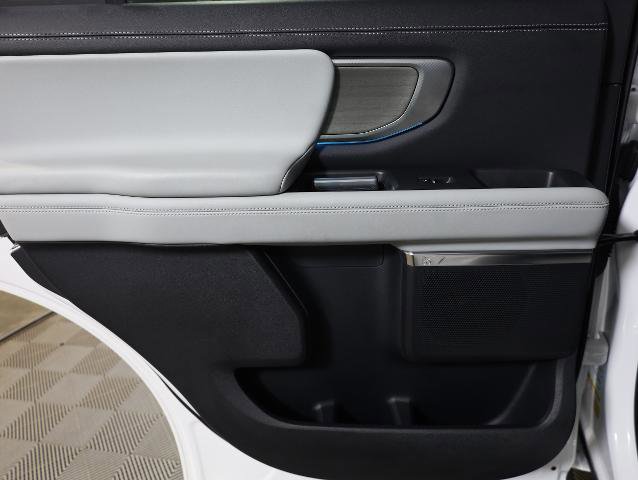 Certified 2025 Ford Expedition Platinum AWD/4WD image 34