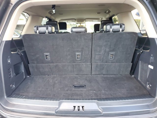 Certified 2024 Ford Expedition XLT image 8