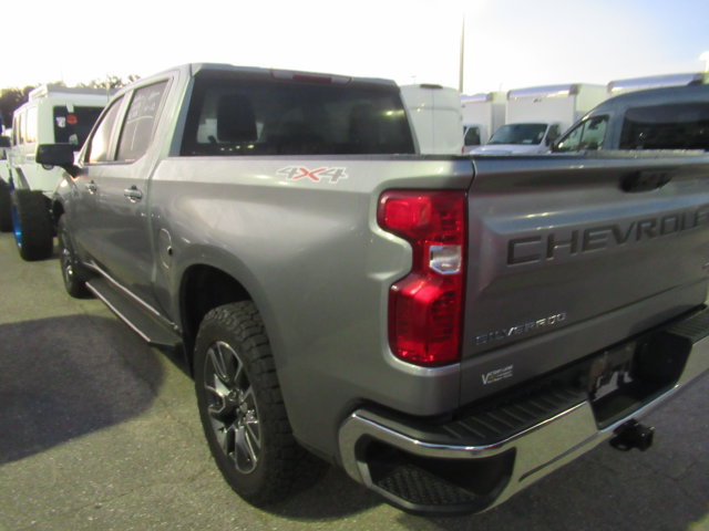 Used 2023 Chevrolet Silverado 1500 LT AWD/4WD image 3