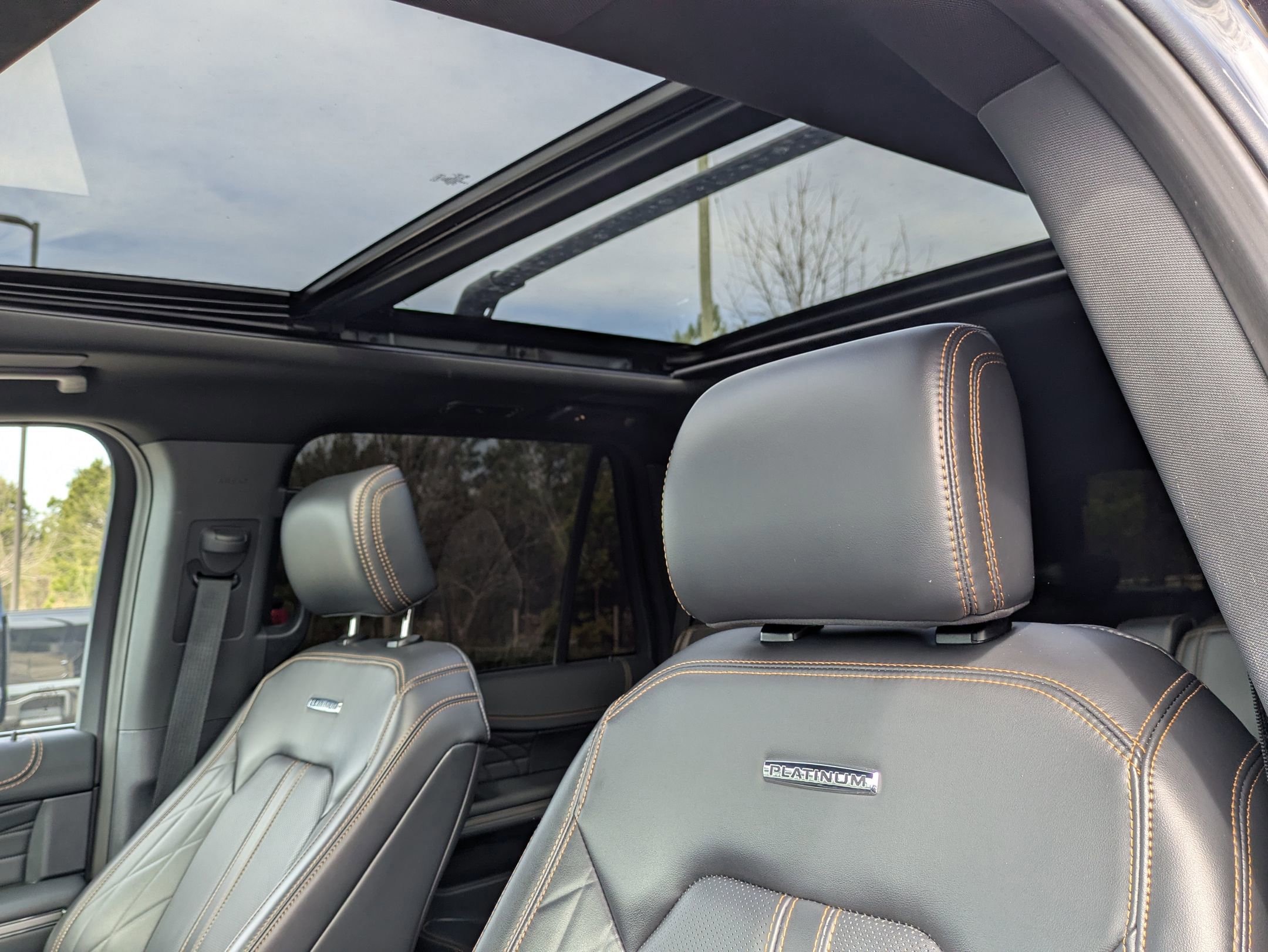 Certified 2024 Ford Expedition Platinum image 28