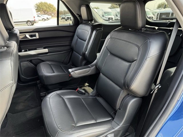 Certified 2021 Ford Explorer XLT w/ Equipment Group 202A image 28